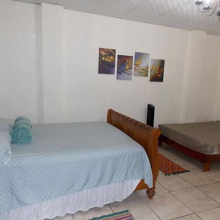 Stewart Apt- Trincity, Airport, Washer, Dryer, Office, Cable , Wifi Ngoại thất bức ảnh